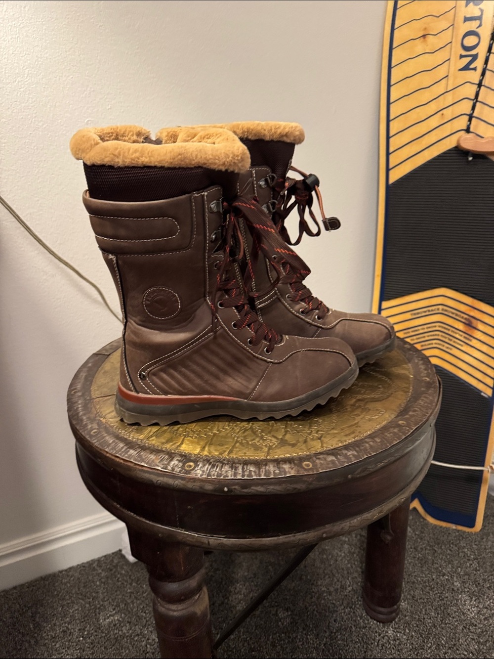 Women’s Brown Insulated Winter Lace-Up Boots